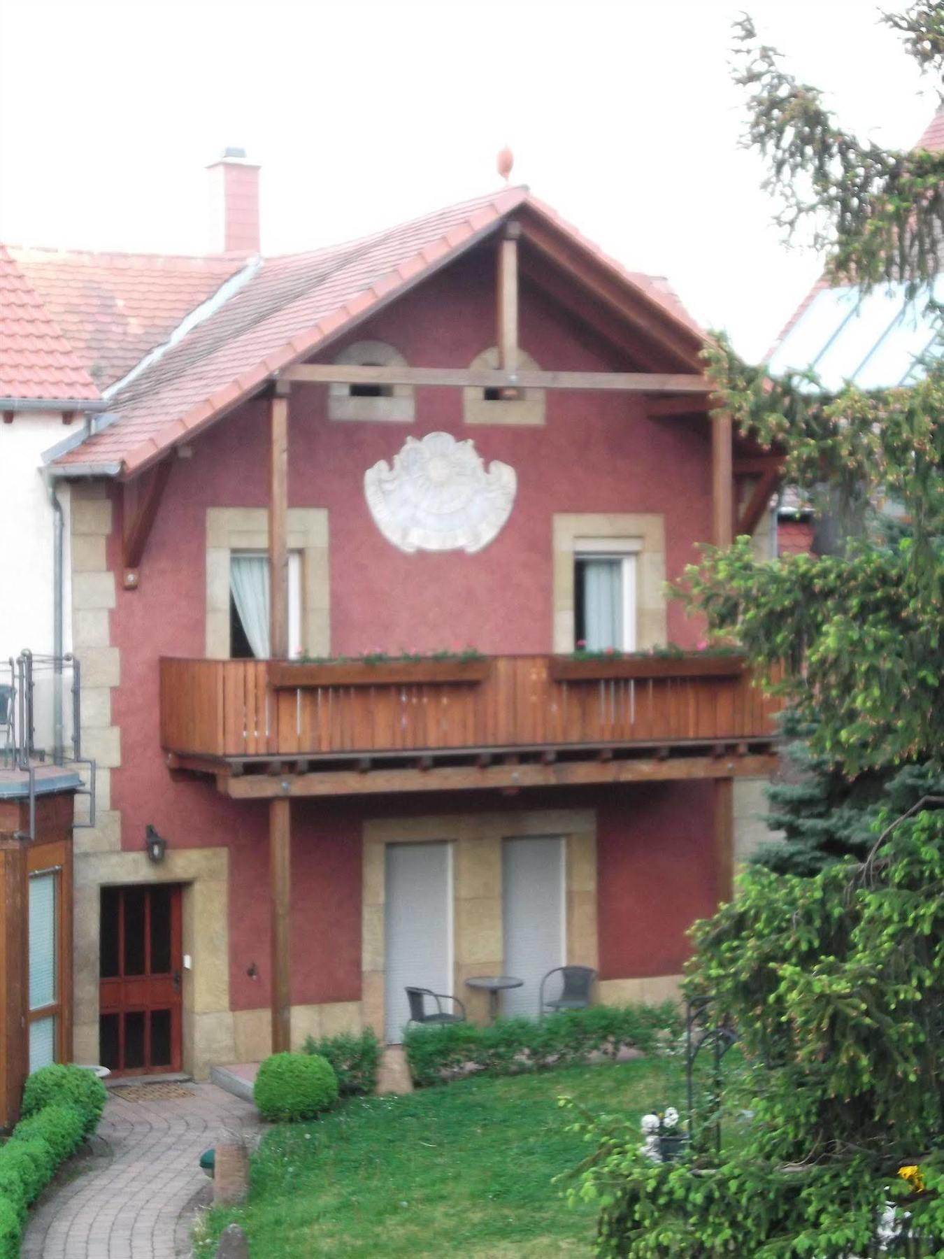 Gutshof Ziegelhuette Hotel Edenkoben Exterior foto